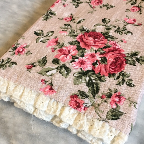 Shabby Chic Rose Garden Eyelette Lace Trimmed Farmhouse Kitchen Towels CottonNWT - Picture 14 of 16